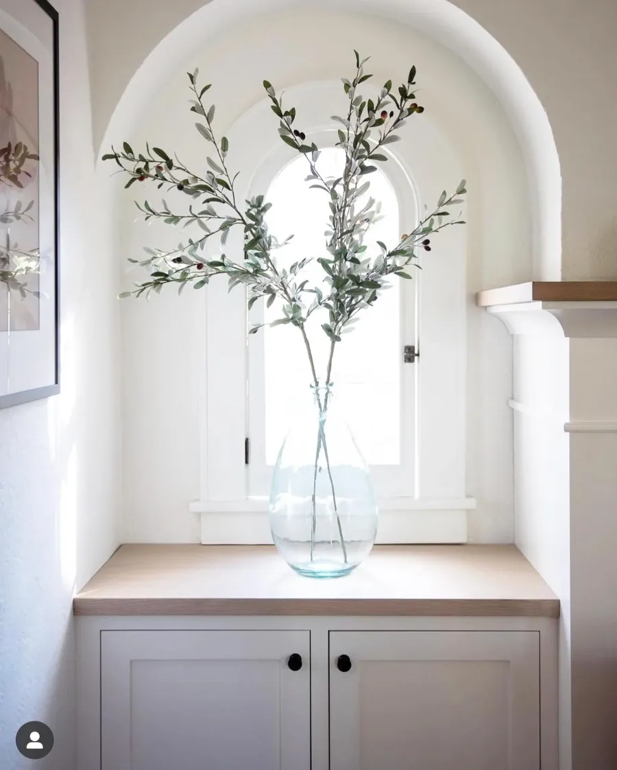 Custom built-in cabinetry