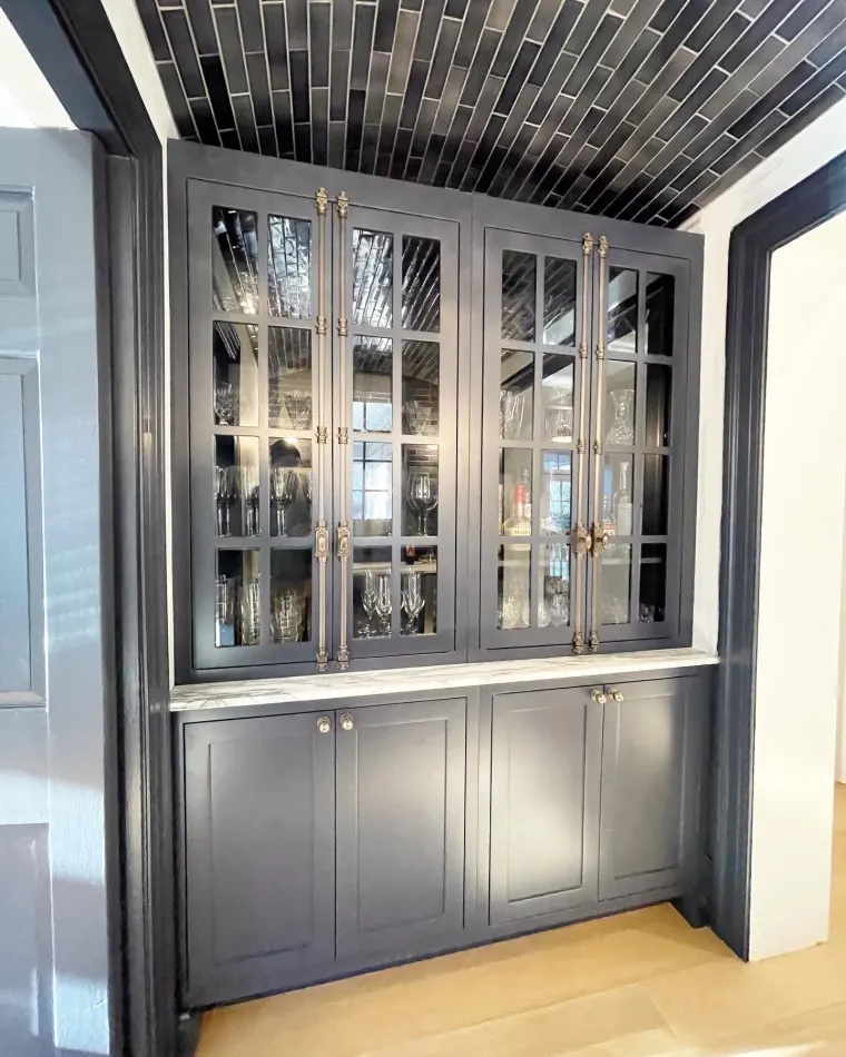 Custom bars & pantries cabinetry by Heard Woodworking — project 14