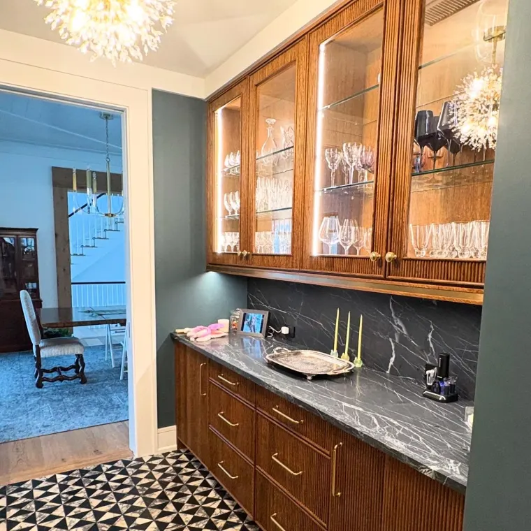 Custom bars & pantries cabinetry by Heard Woodworking — project 15