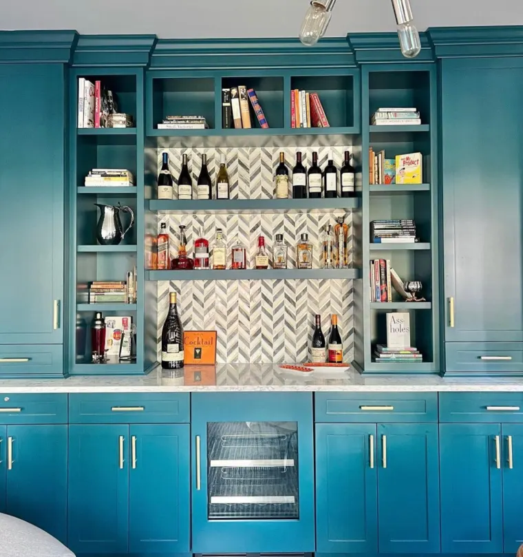 Custom bars & pantries cabinetry by Heard Woodworking — project 22