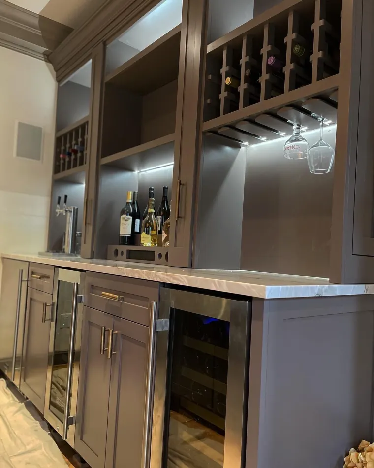 Custom bars & pantries cabinetry by Heard Woodworking — project 24