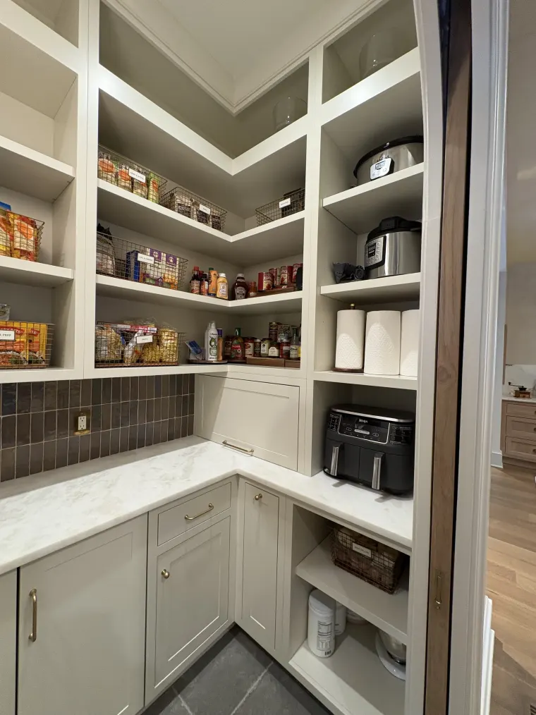 Custom bars & pantries cabinetry by Heard Woodworking — project 27