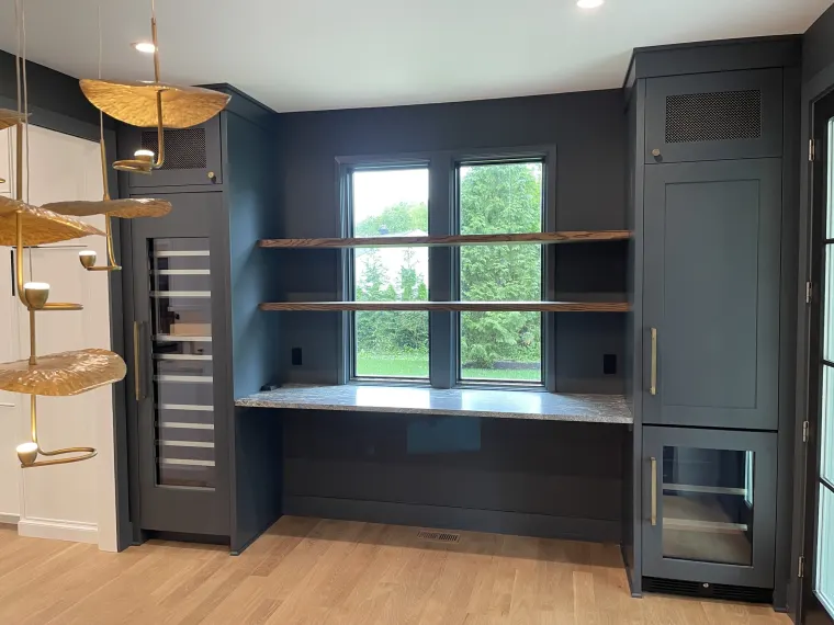 Custom bars & pantries cabinetry by Heard Woodworking — project 28