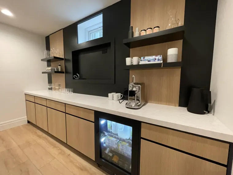 Custom bars & pantries cabinetry by Heard Woodworking — project 29