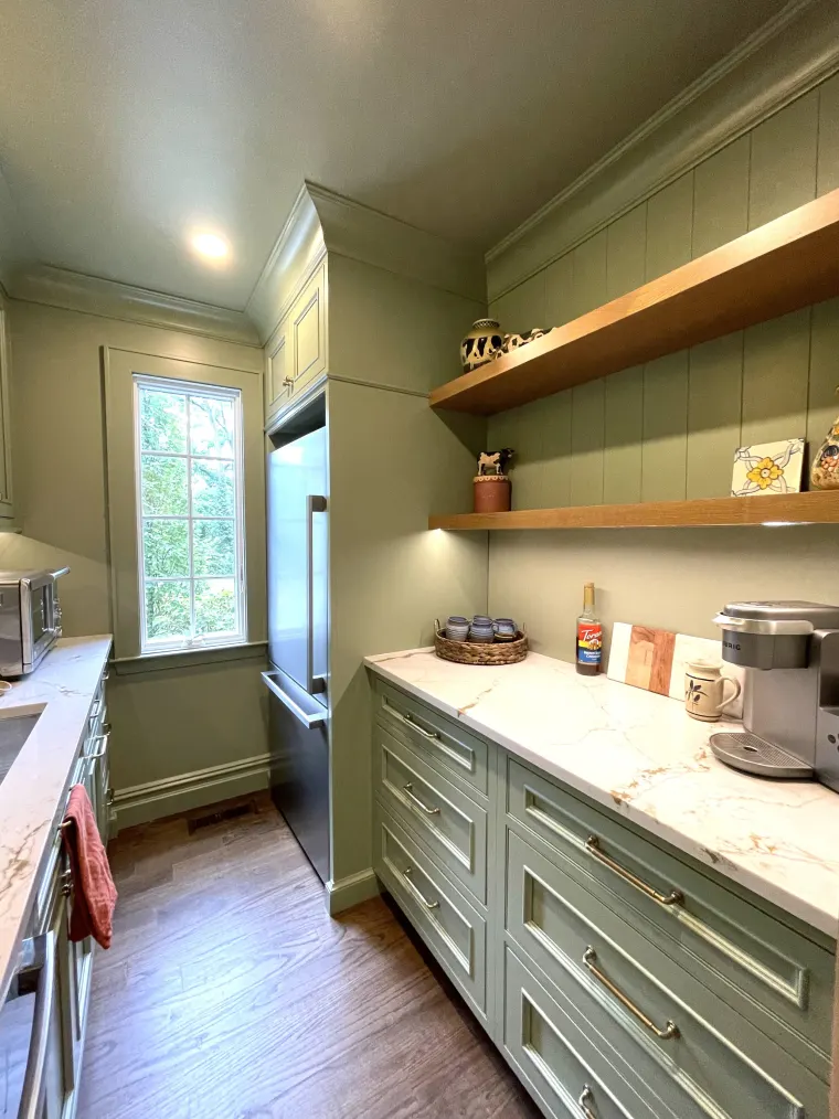 Custom bars & pantries cabinetry by Heard Woodworking — project 41