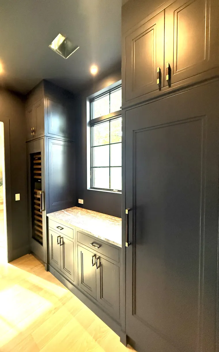 Custom bars & pantries cabinetry by Heard Woodworking — project 44