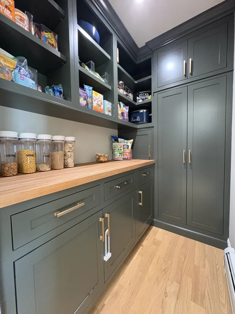 Custom bars & pantries cabinetry by Heard Woodworking — project 45