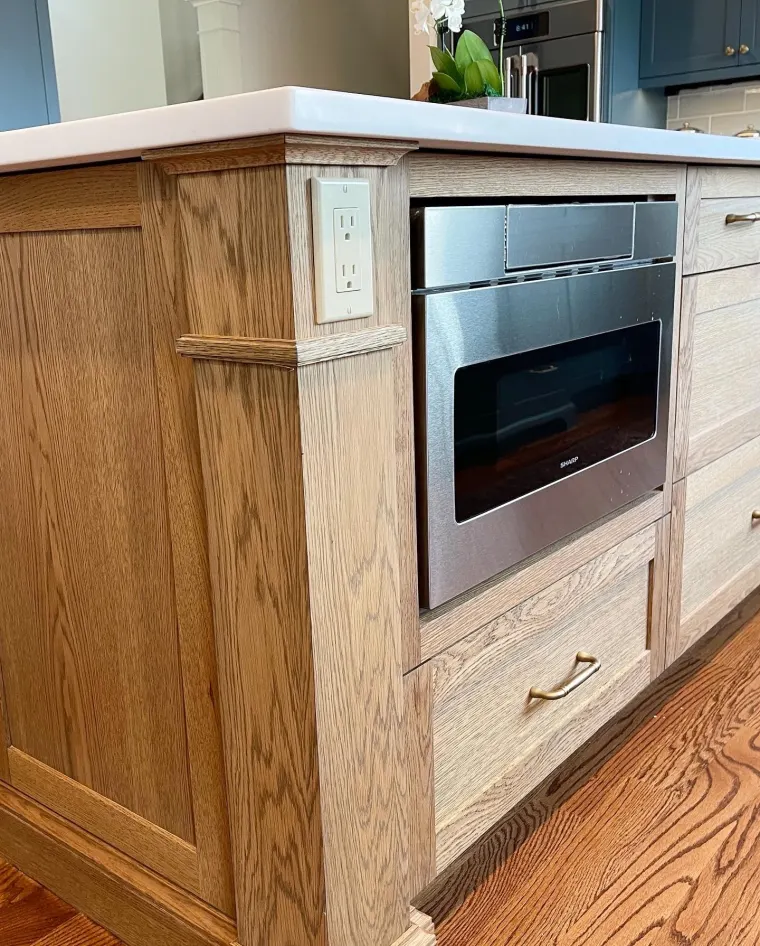 Custom kitchen cabinetry by Heard Woodworking — project 9