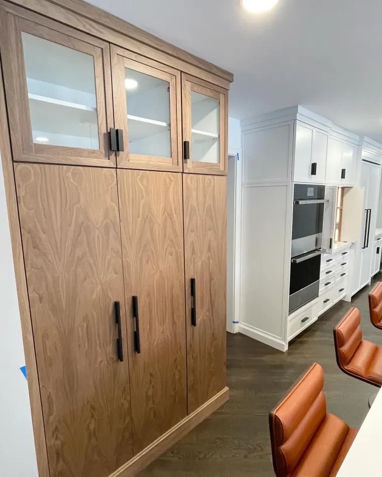 Custom kitchen cabinetry by Heard Woodworking — project 12