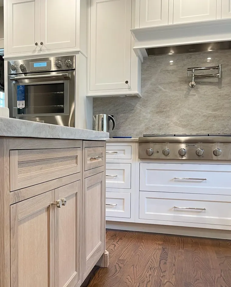 Custom kitchen cabinetry by Heard Woodworking — project 20