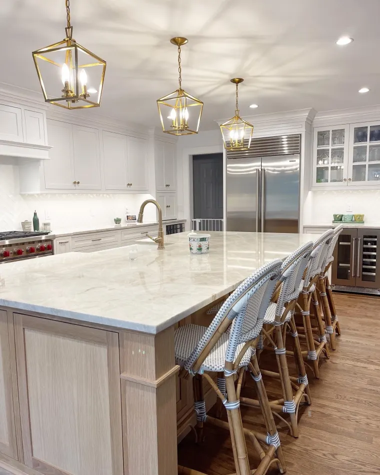 Custom kitchen cabinetry by Heard Woodworking — project 31