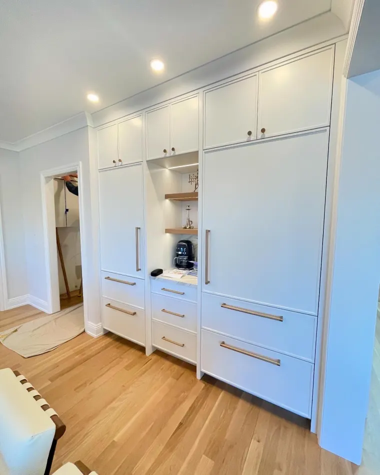 Custom kitchen cabinetry by Heard Woodworking — project 33