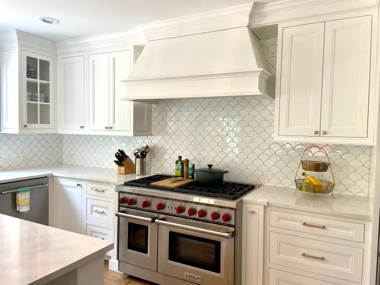 Custom kitchen cabinetry by Heard Woodworking — project 57