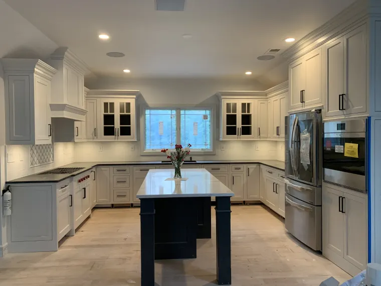 Custom kitchen cabinetry by Heard Woodworking — project 64