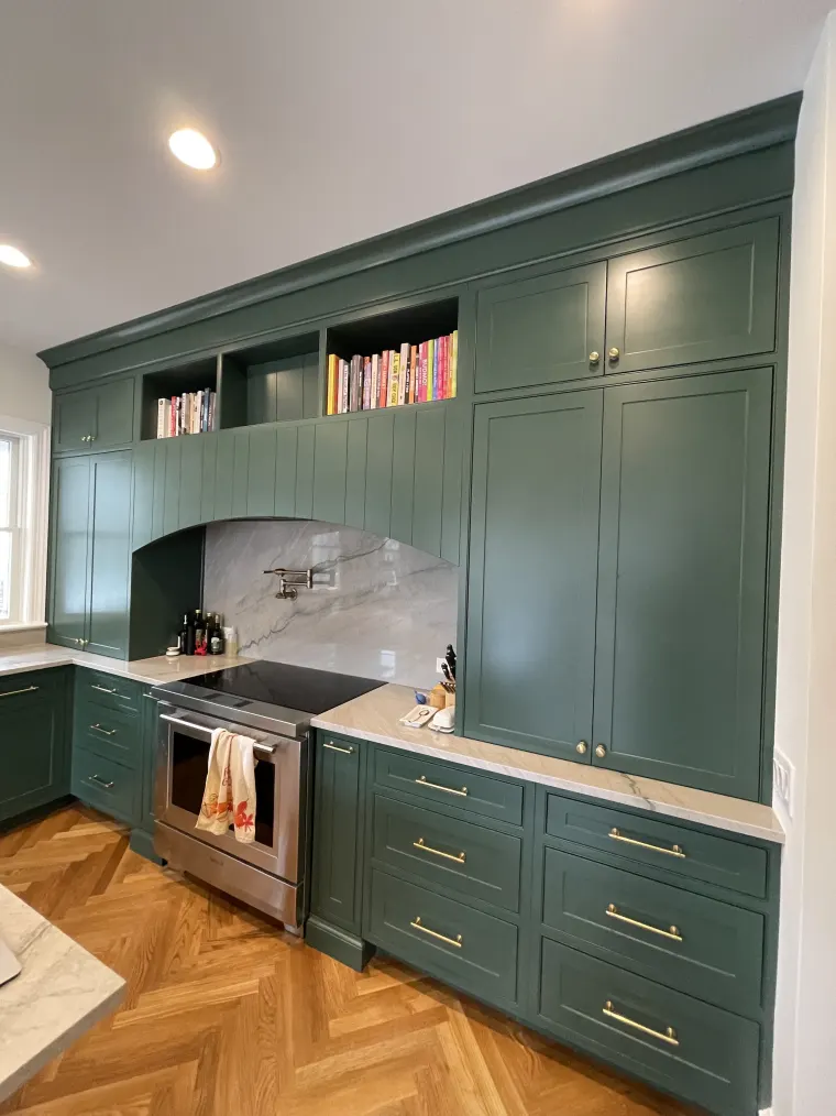 Custom kitchen cabinetry by Heard Woodworking — project 73