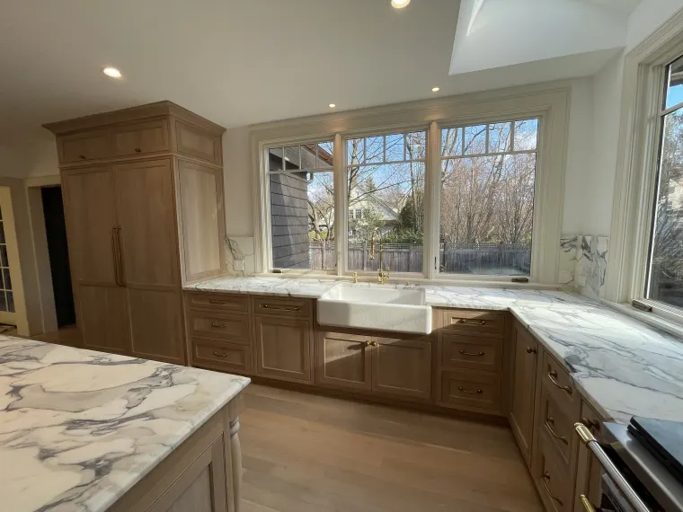 Custom kitchen cabinetry by Heard Woodworking — project 77