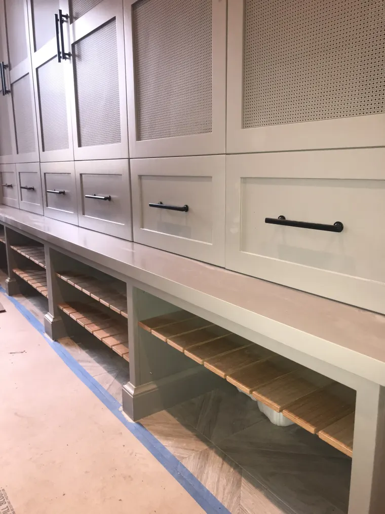 Custom mudroom cabinetry by Heard Woodworking — project 19