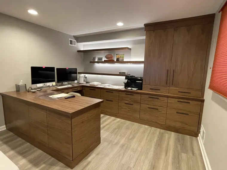 Custom offices & libraries cabinetry by Heard Woodworking — project 20