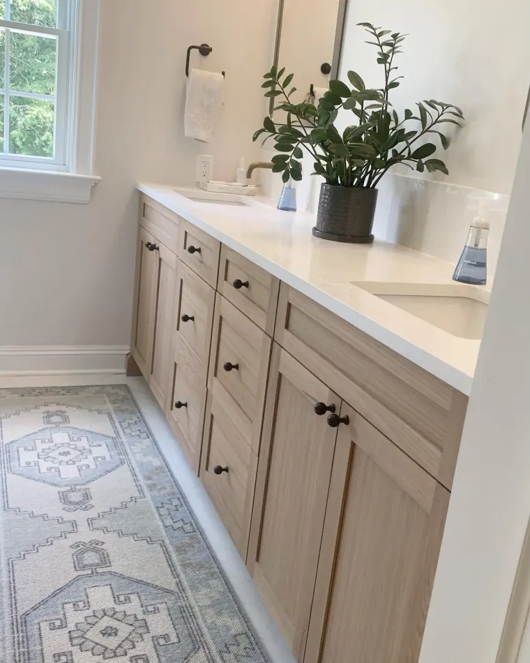 Custom vanities cabinetry by Heard Woodworking — project 12