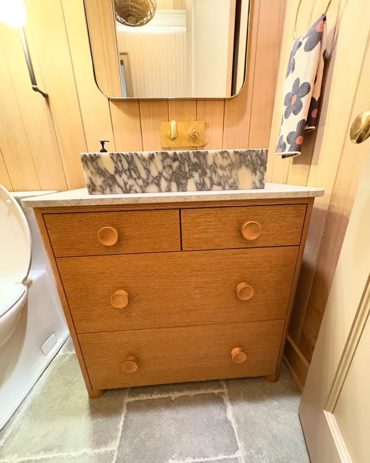 Custom vanities cabinetry by Heard Woodworking — project 21