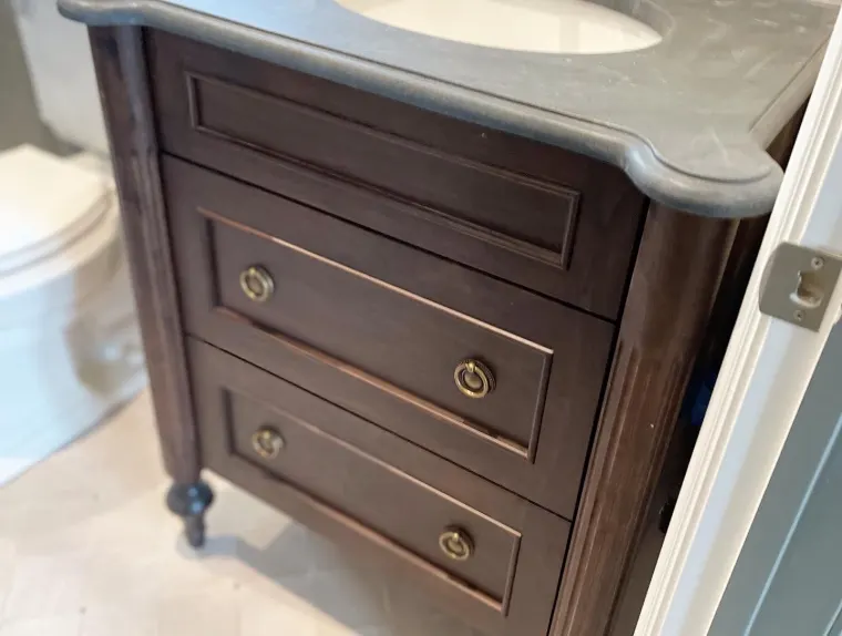 Custom vanities cabinetry by Heard Woodworking — project 29