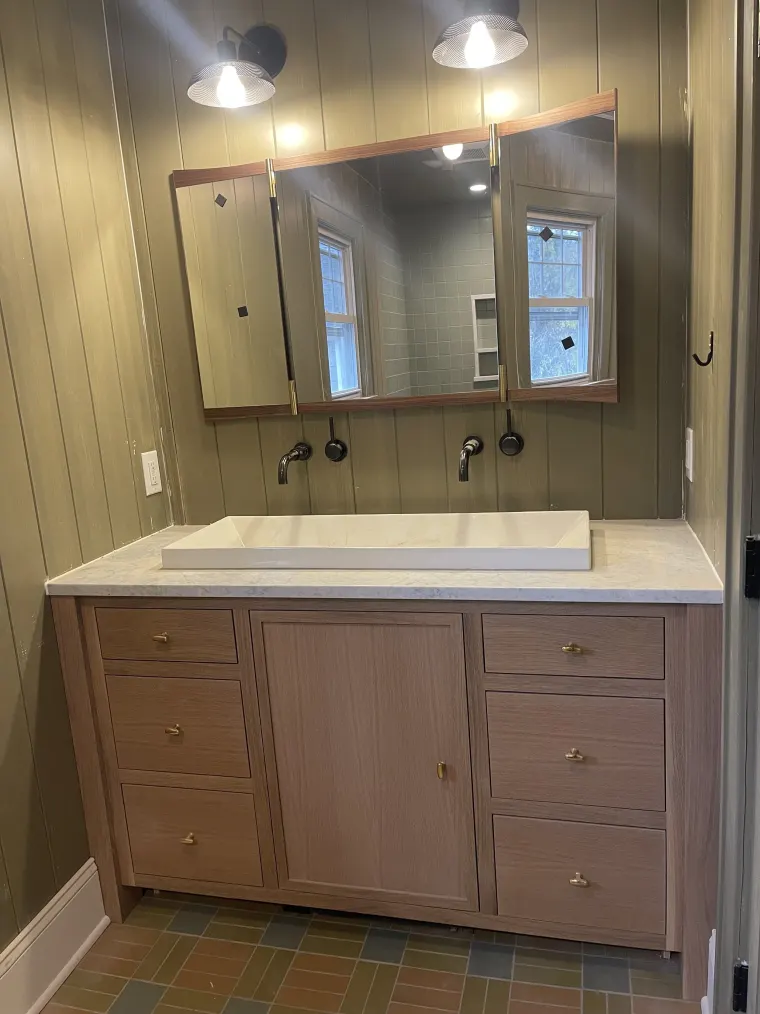 Custom vanities cabinetry by Heard Woodworking — project 53