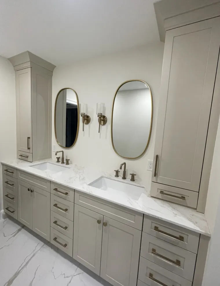 Custom vanities cabinetry by Heard Woodworking — project 60
